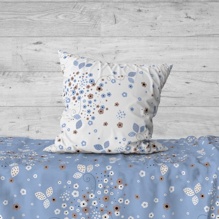 kwiatki niebieskie na bieli 1.jpg