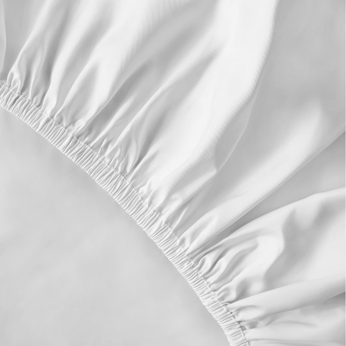 Prześcierdało_satyna_160x200_biel_z_gumką.jpg